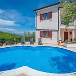 5235-3 In Appartement Drenje (Istria)