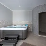 5235-3 In Appartement