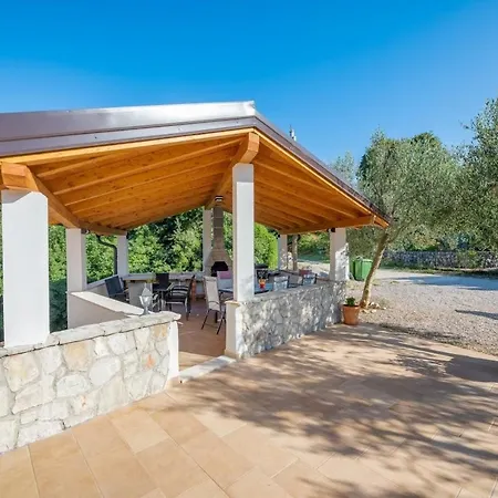 5235-3 In * Drenje (Istria)